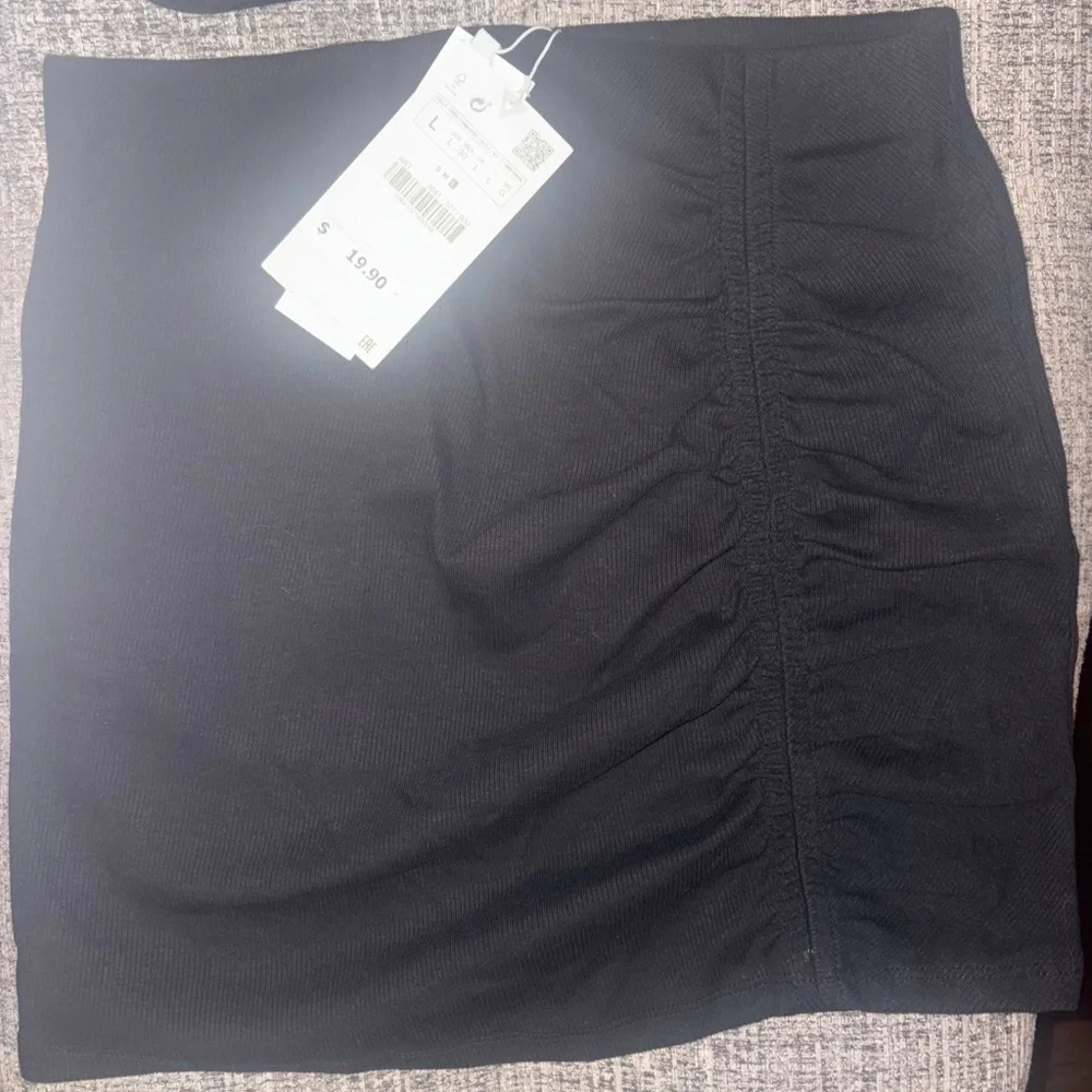 Zara Black Ruched Strapless Top Mini Skirt Set - Picture 3 of 3